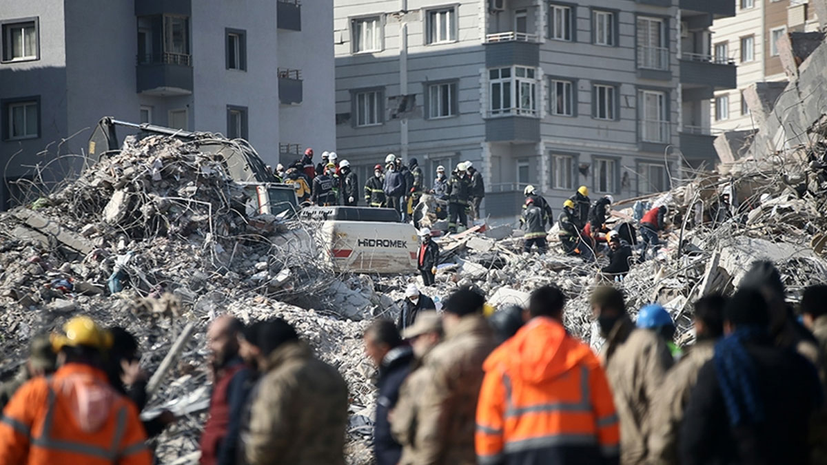 6 şubat felaketinin üzerinden iki yıl geçti... Ne yaralar sarıldı ne adalet yerini buldu