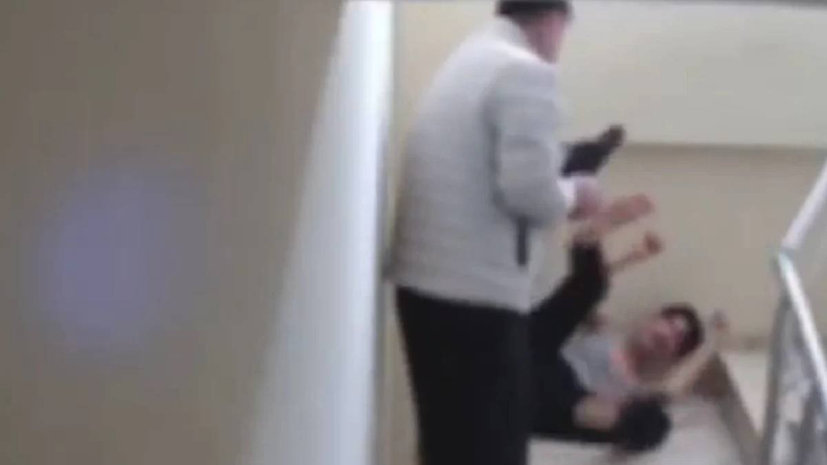 Engelli çocuğunu döven anne ve baba serbest