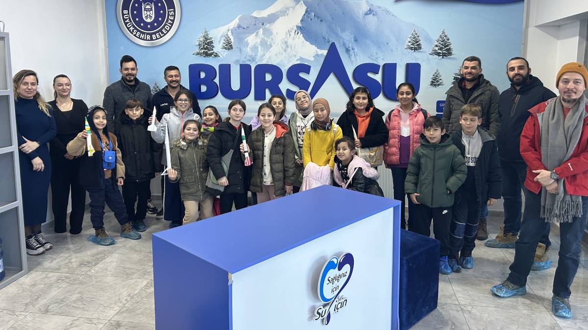 Öğrenciler, üretimi yerinde inceledi