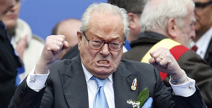 Baba Le Pen Parti
 üyeliğine geri dönüyor