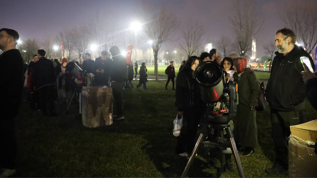 Büyükşehir’den ‘Gökyüzü Gözlem Şenliği’