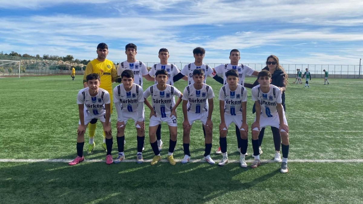 Mersin’deki genç yetenek herkesi şaşırtıyor