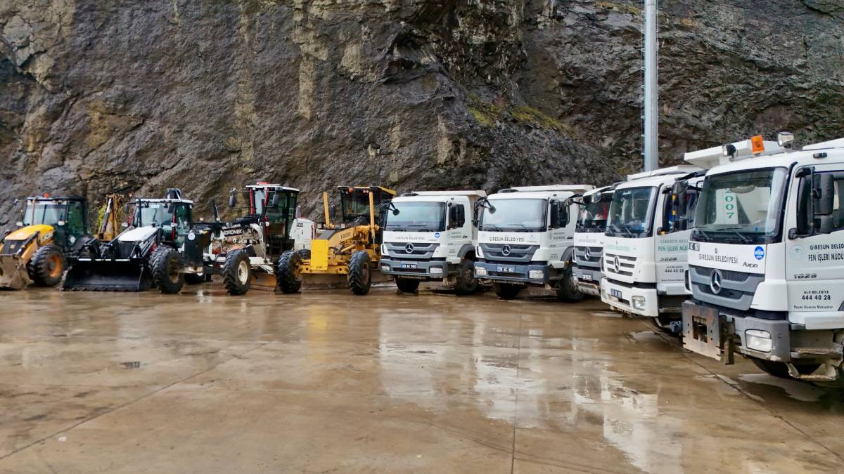 Giresun Belediyesi kar yağışı için hazır kıta