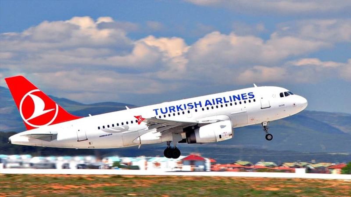 İstanbul'da bazı uçuşlara fırtına engeli