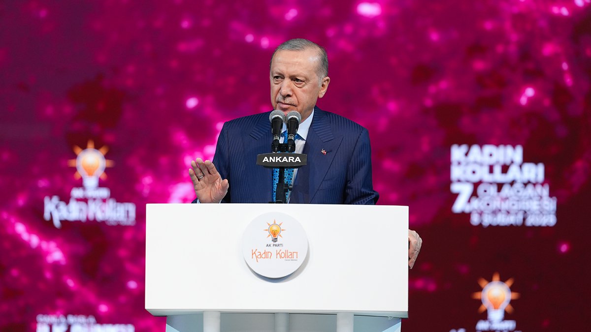 Erdoğan: Kadına şiddet insanlığa ihanettir