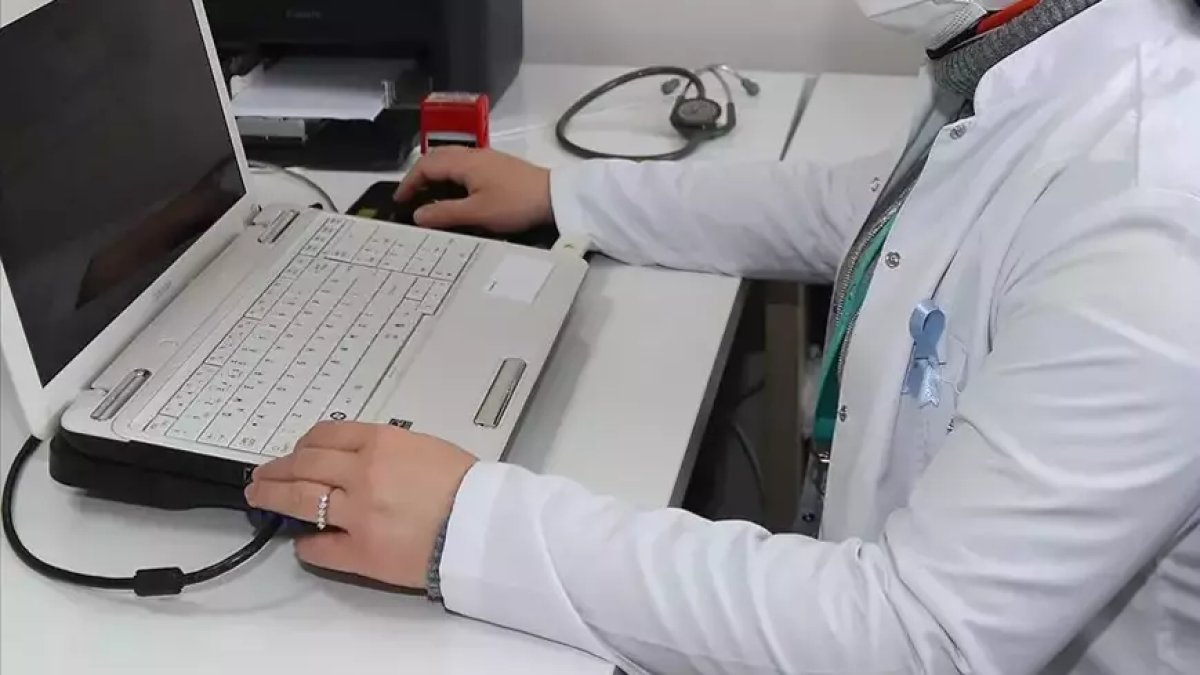 Sağlık Bakanlığı, aile hekimliğine geçiş genelgesini yeniden düzenledi