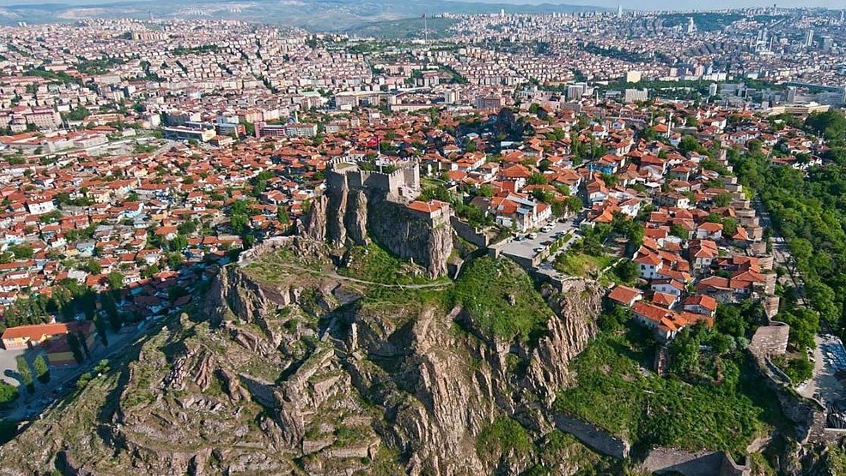 En kalabalık ilçeler listesinde Ankara'dan iki sürpriz ilçe! Başkent'te herkes o iki ilçeyi tercih diyor