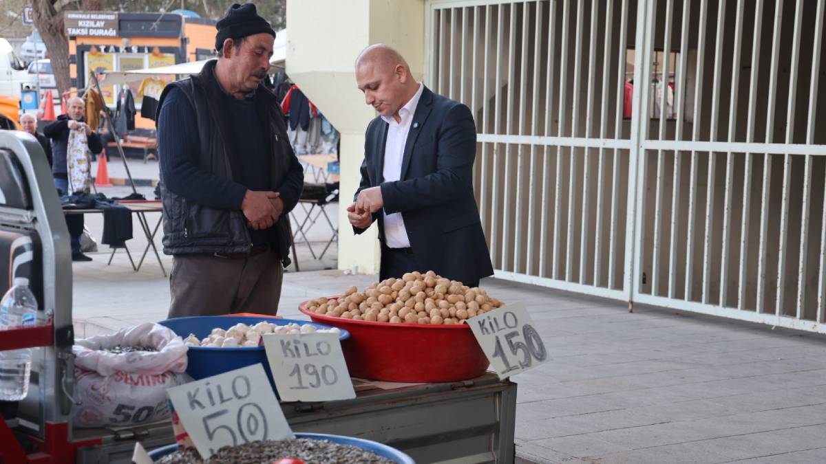 Kırıkkale Belediyesi’nden emekli ve engellilere Pazar Desteği