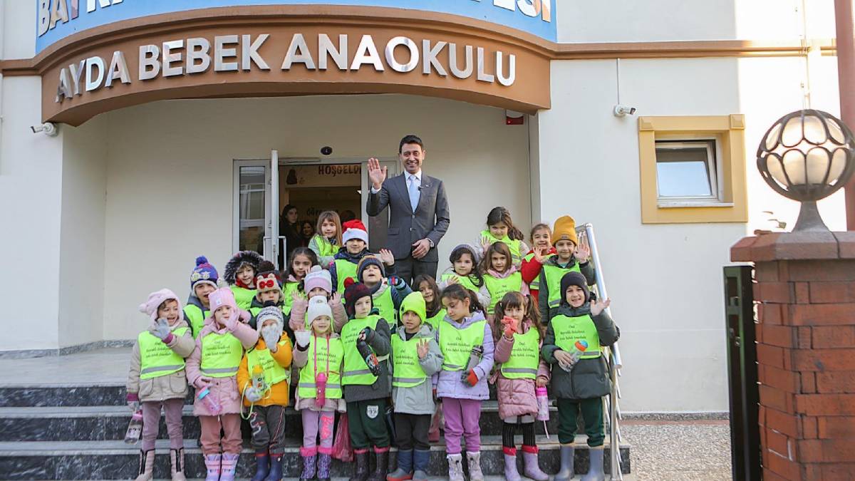 Bayraklı Belediyesinden miniklere deprem bilinci eğitimi