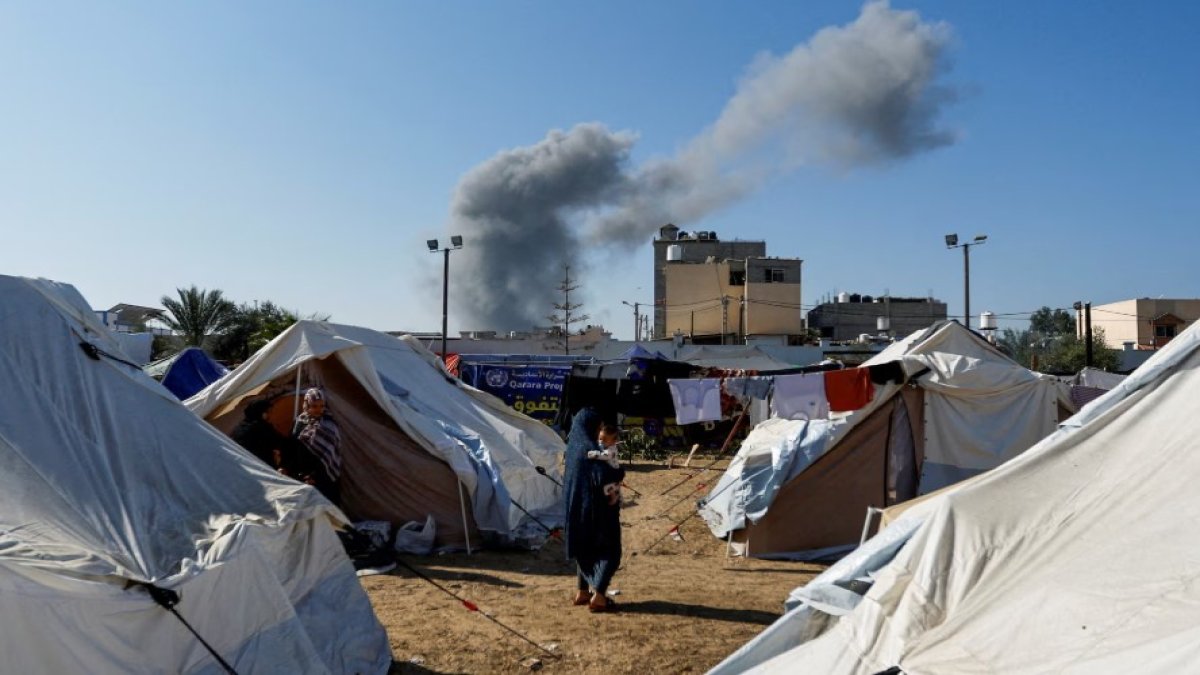 Gazze'de barınma sorunu arttı: Refah Belediyesi'nden 'acil 40 bin çadır' talebi