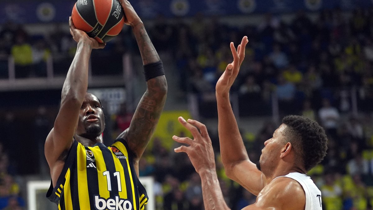 Fenerbahçe Beko, Real Madrid'i rahat geçti