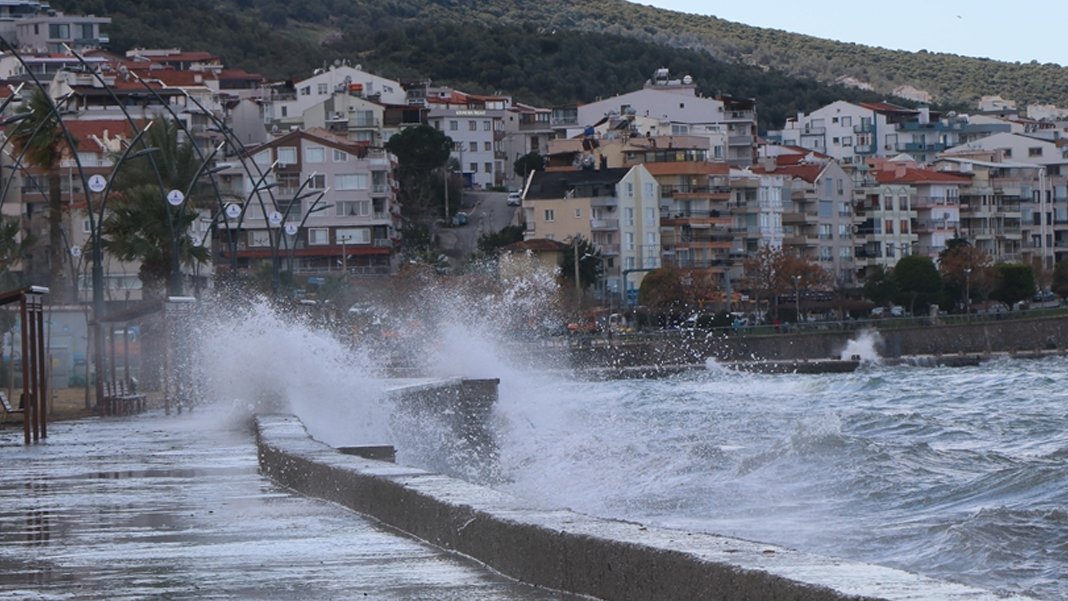 Meteoroloji'den Ege Denizi için fırtına uyarısı