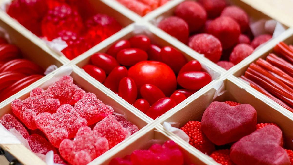 Yiyecek ve içeceklerde kullanılıyor: Kırmızı No. 3 gıda boyası yasakladı