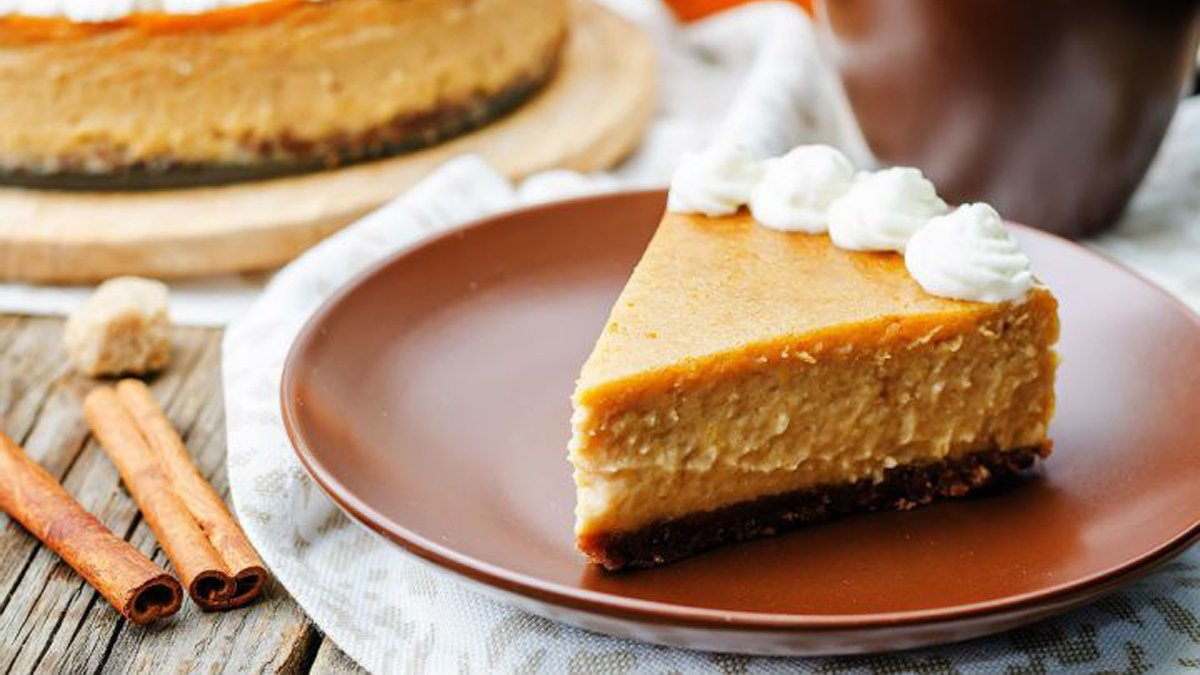 Bir dilimi 250 liraya satılan balkabaklı cheesecake tarifi: Yiyen hazır sanıyor, evde yapanlar ev bütçesine katkı sağlıyor