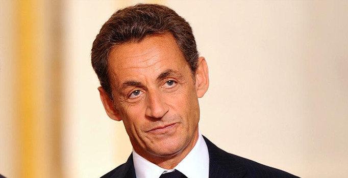 Sarkozy'den cumhurbaşkanlığı açıklaması