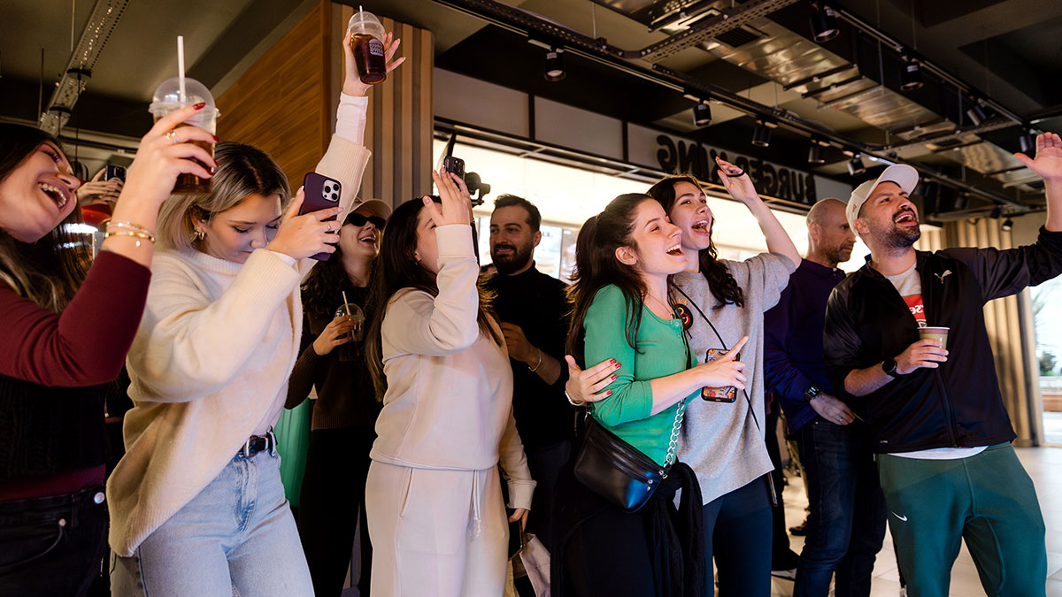 Belediyeler de yeni modaya uydu: Ofiste sabah partileri! Dünyada başlayan trend Türkiye'de de yaygınlaşıyor