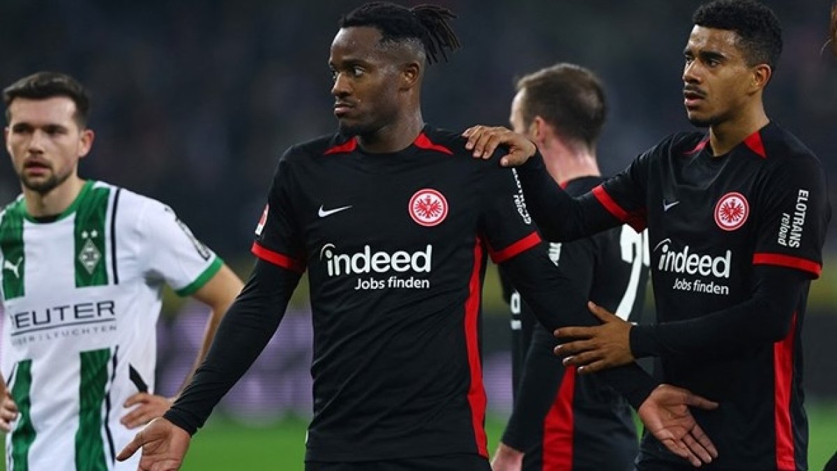 Batshuayi, Almanya kariyerine kartla başladı: İlk maçta gergin anlar
