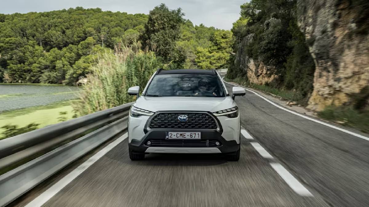 Toyota'dan 300 bin lira indirim artı yüzde 1,49 faiz kampanyası! Yetişen alır