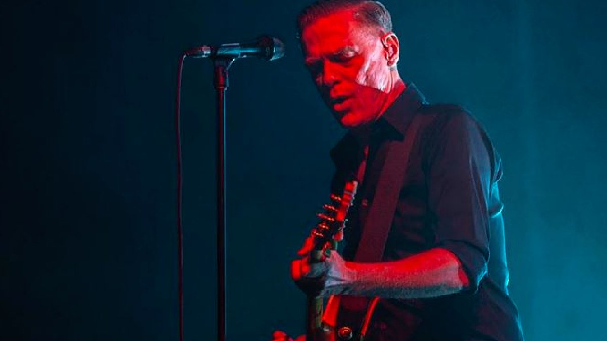 Kanalizasyon tıkanıklığı onun başını yaktı! Rock yıldızının konseri iptal