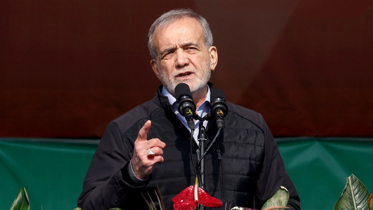 Pezeşkiyan: Tam kapsamlı bir ekonomik savaş içindeyiz