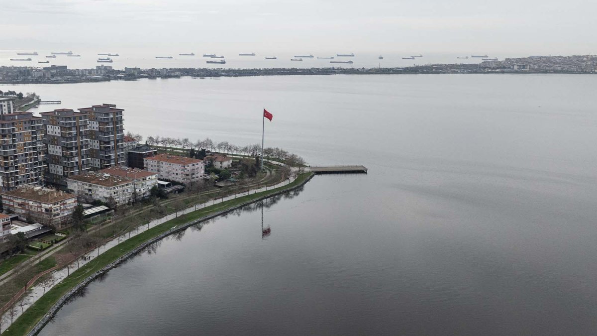 Prof. Dr. Meriç Albay: Küçükçekmece Gölü atık su deposuna dönüştü