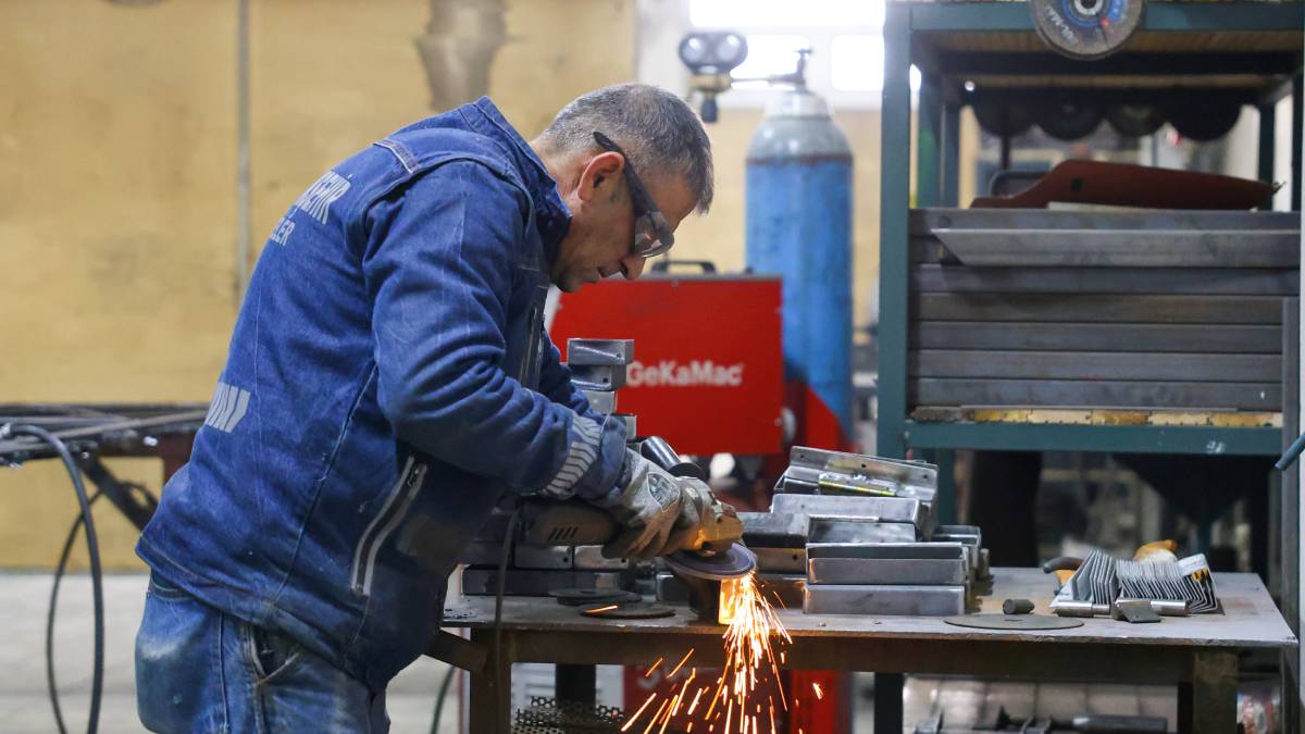 “Tertemiz Eskişehir” kampanyası için çöp kutuları yenileniyor