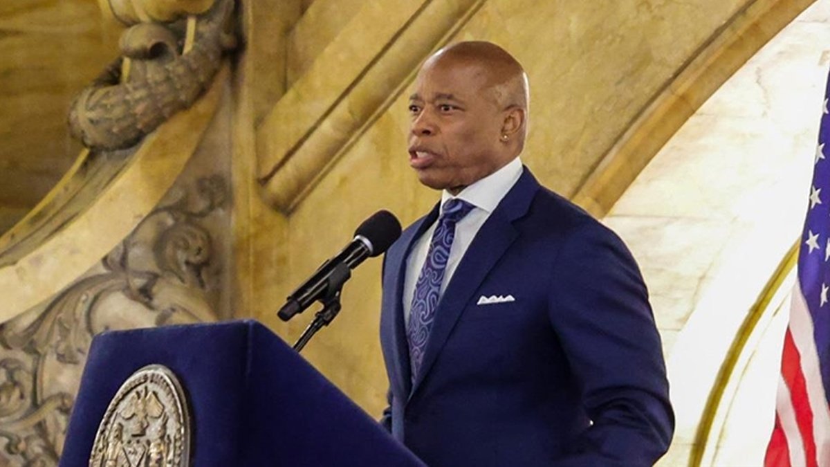 New York Belediye Başkanı, Türk yetkiliden rüşvet almakla suçlanıyordu: Trump'ın atadığı savcı dosyayı düşürüyor