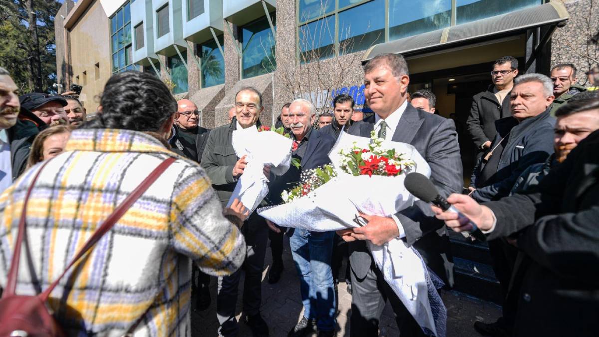 Başkan Tugay: Dayanışma ile önümüze bakalım