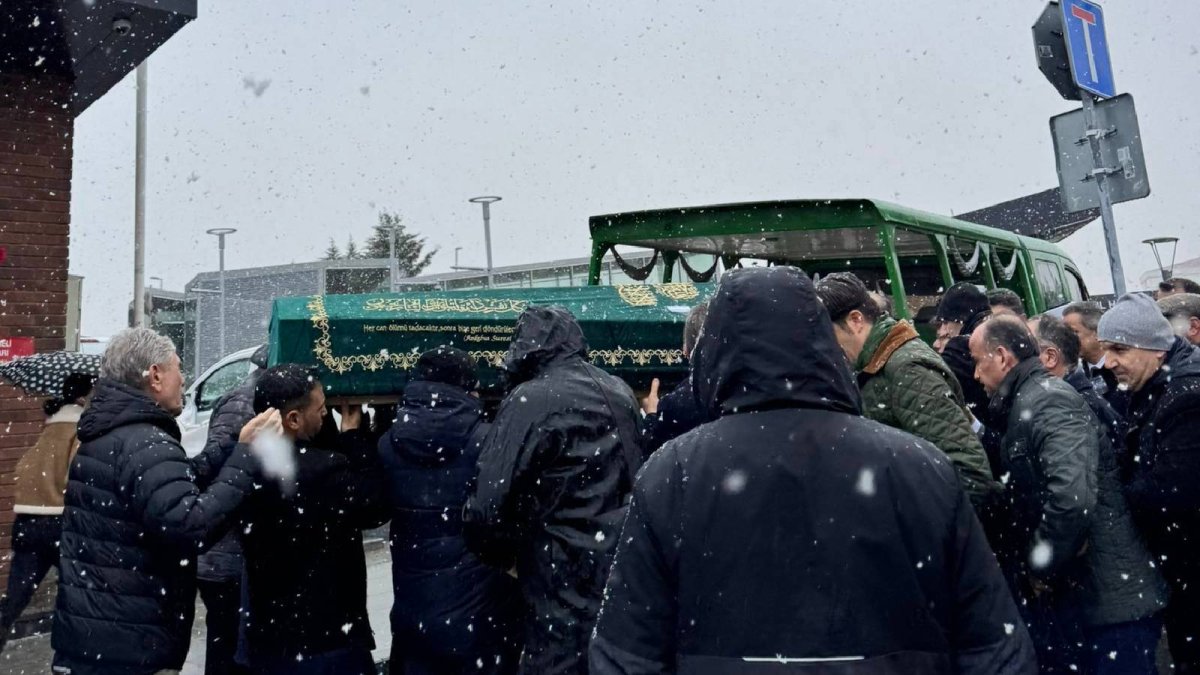 Prof. Levent Kurnaz'ın oğlu Alp Kurnaz hayatını kaybetti