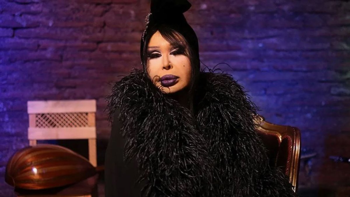 Bülent Ersoy'un hayatı film oluyor: 'Diva' senaryoyu onayladı