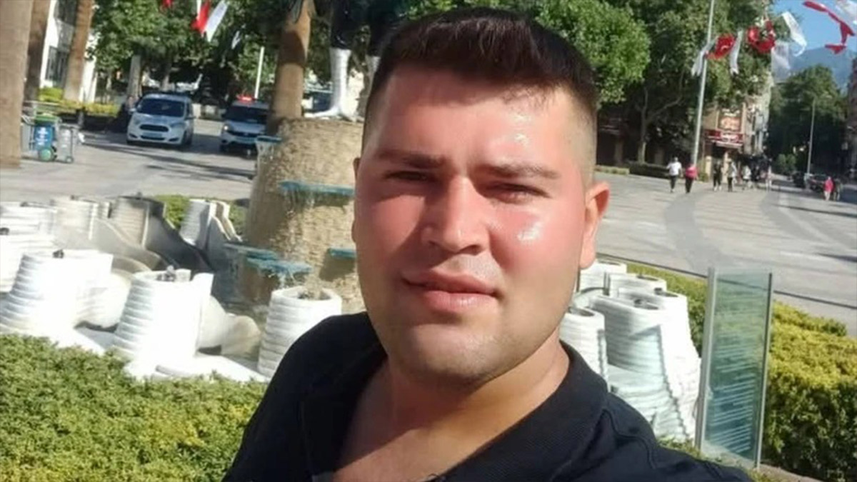 Manisa'da feci motosiklet kazası: Hasta babaannesini ziyarete giderken hayatını kaybetti