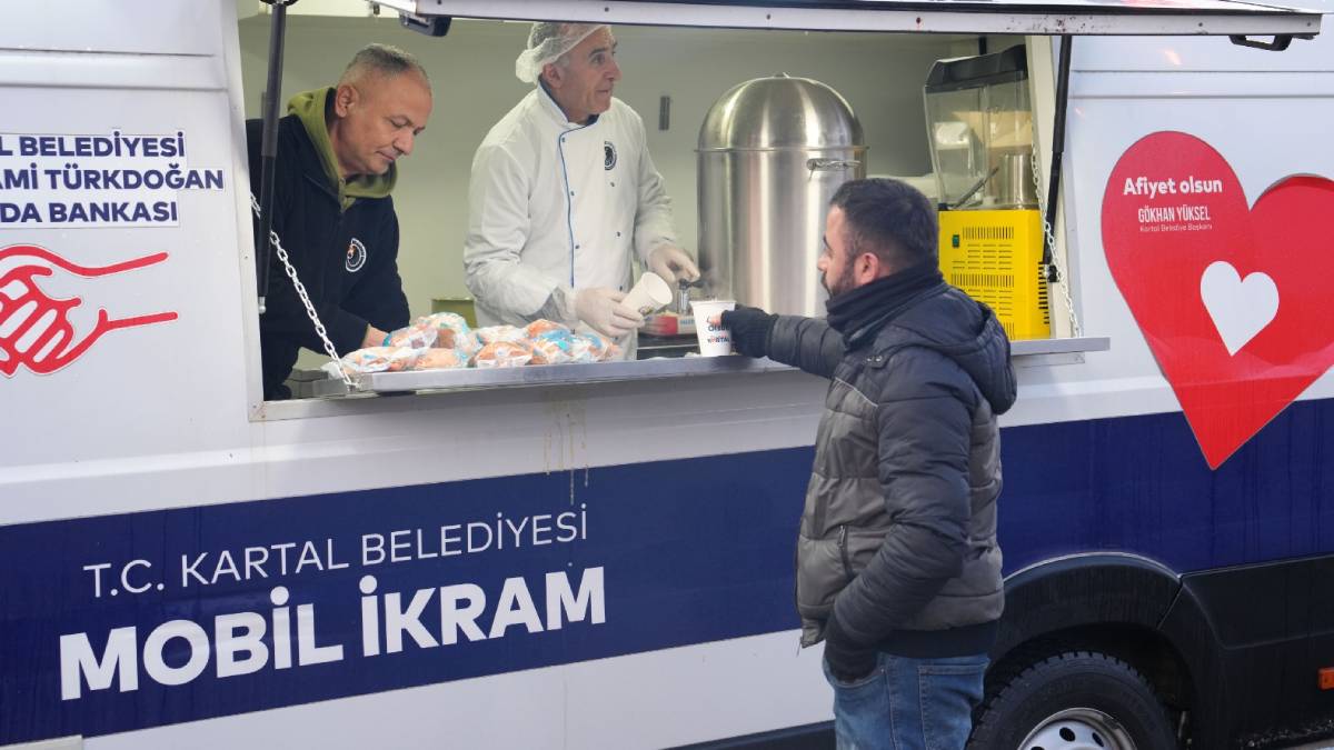 Kartal Belediyesinden soğuk kış günlerinde vatandaşlara sıcak destek