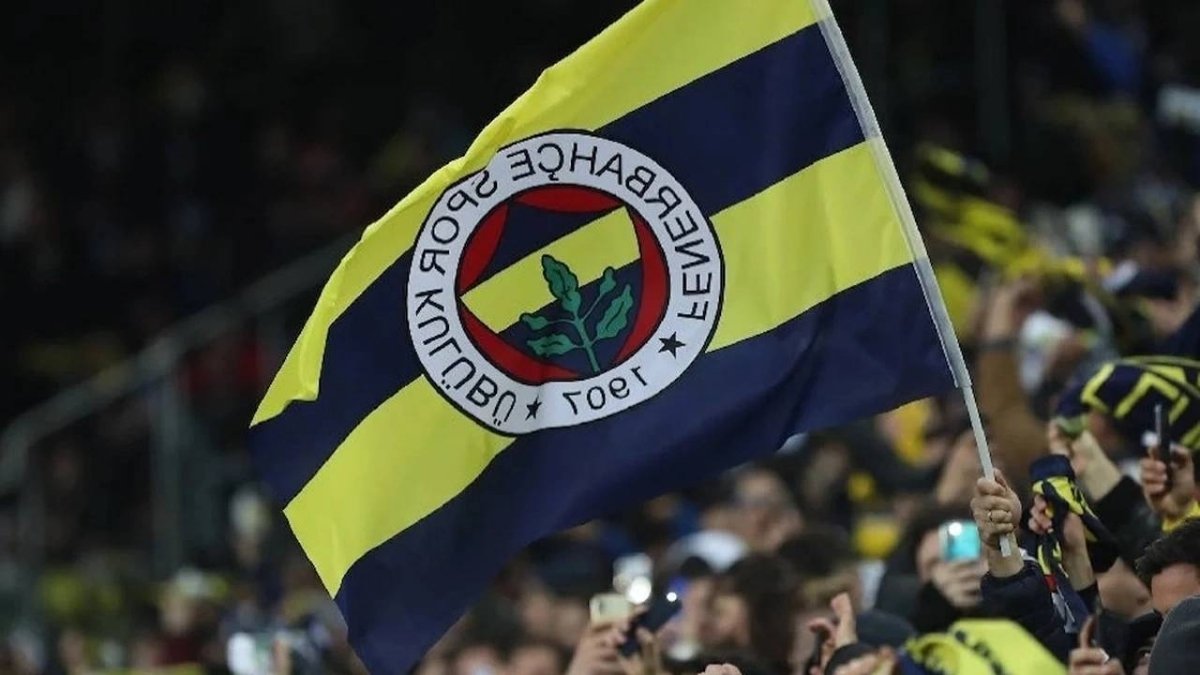 Fenerbahçe'de ara transfer hayal kırıklığına döndü! İki futbolcu imza atar atmaz gönderildi