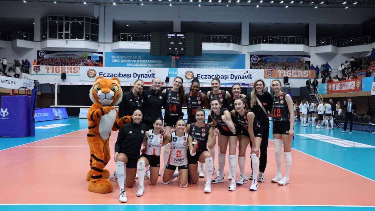 Eczacıbaşı Dynavit, AXA Sigorta Kupa Voley’de adını dörtlü finale yazdırdı