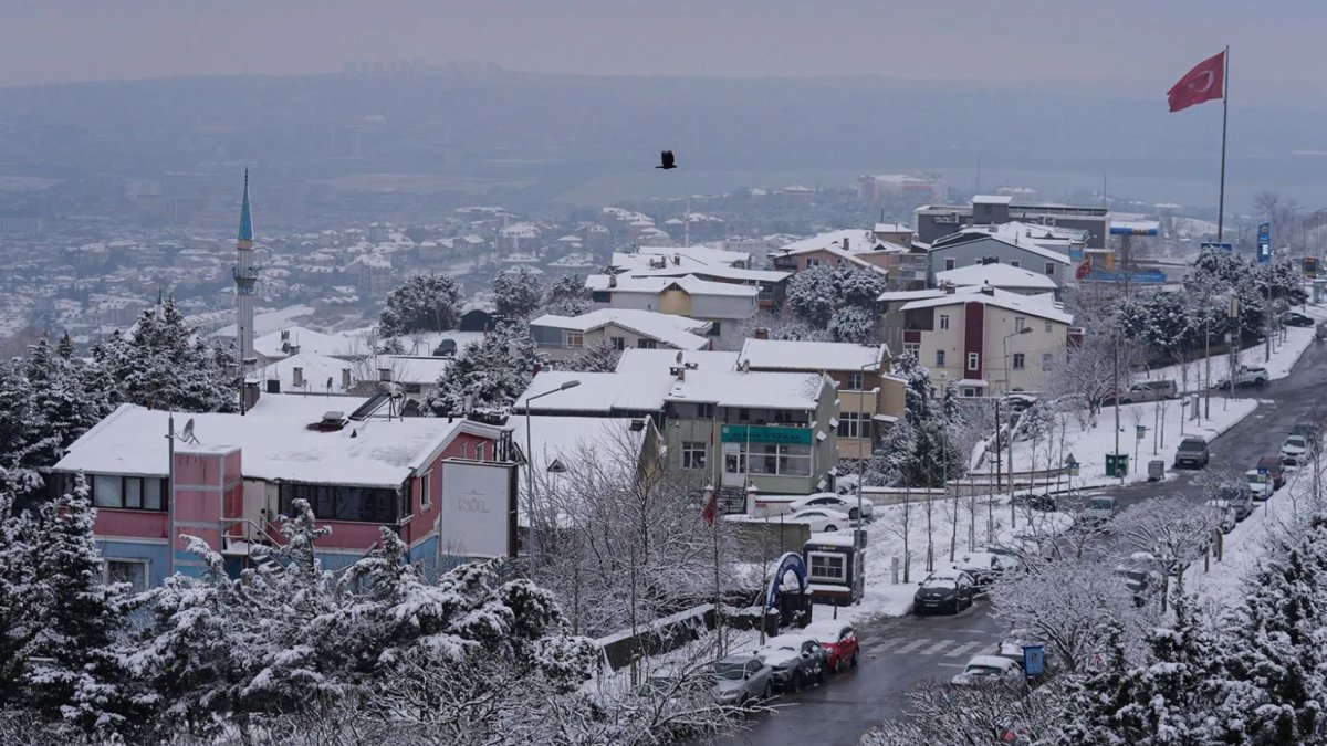 Meteoroloji'den 16 ile sarı kodlu alarm: Kuvvetli kar yağışı başlıyor