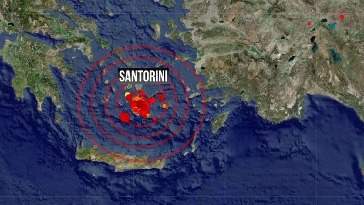 Santorini Türkiye'ye doğru kayıyor: Kolumbo volkanı tsunami tehlikesi yaratabilir