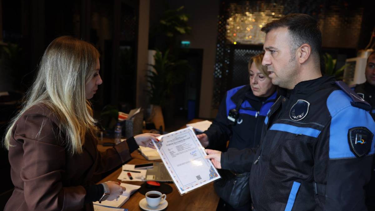Bayraklı zabıtasından konaklama tesislerine denetim