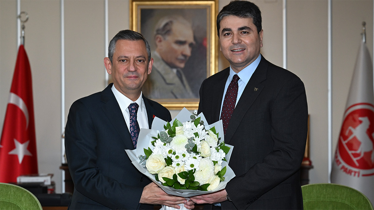 Özel'den Uysal'a ziyaret