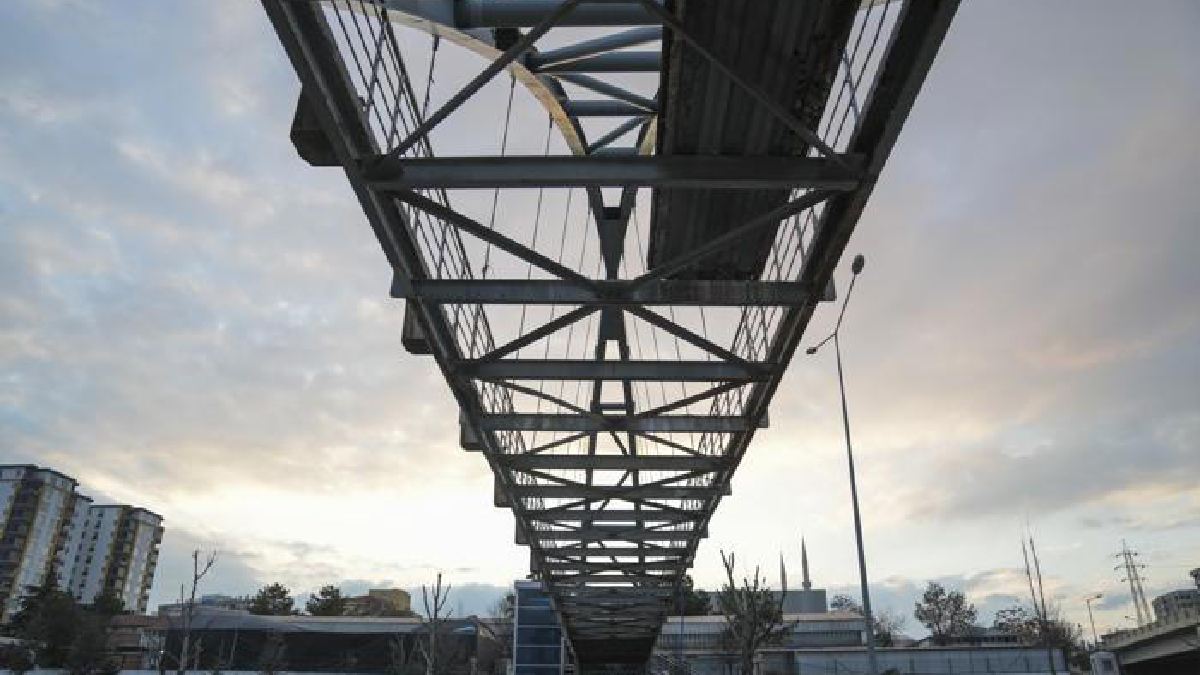 Başkentte üst geçit krizi! Vatandaş şikayet ediyor, kriz her geçen gün büyüyor: Çözüm ne zaman gelecek bilinmiyor