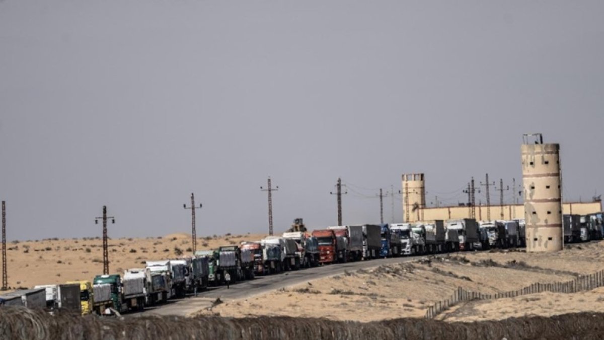 Gazze hükümeti: Refah Sınır Kapısı'ndaki konteyner evler henüz ulaşmadı