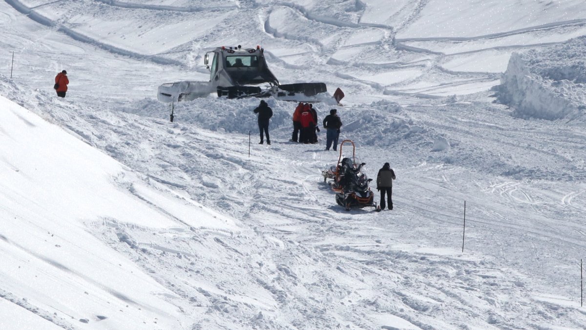 Palandöken Dağı’nda çığ düştü