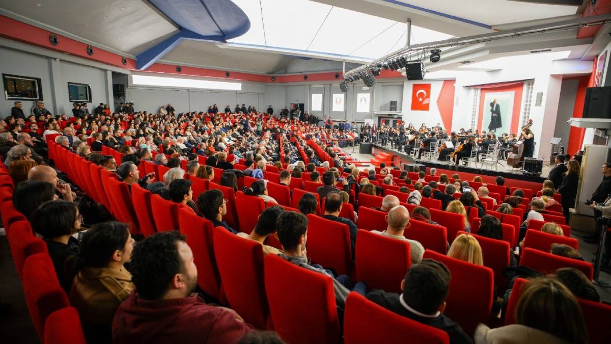 Başkan Zeyrek’ten yeni salon sözü