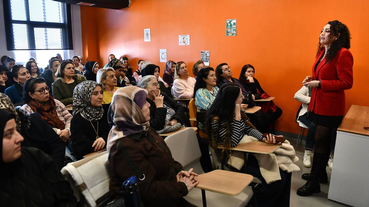 Ankara Büyükşehir Belediyesinden kadınlara özel atölye: “Sevmeye kendinizden başlayın”