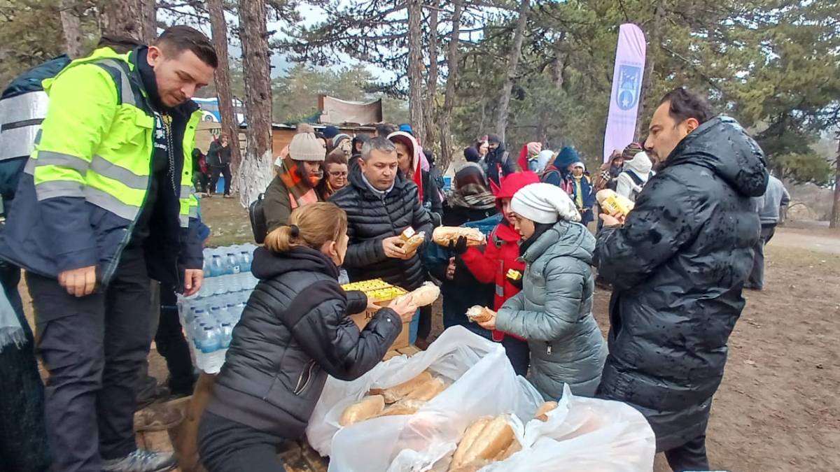 Başkentliler Güdül Sorgun Yaylası’nda doğa yürüyüşünde buluştu