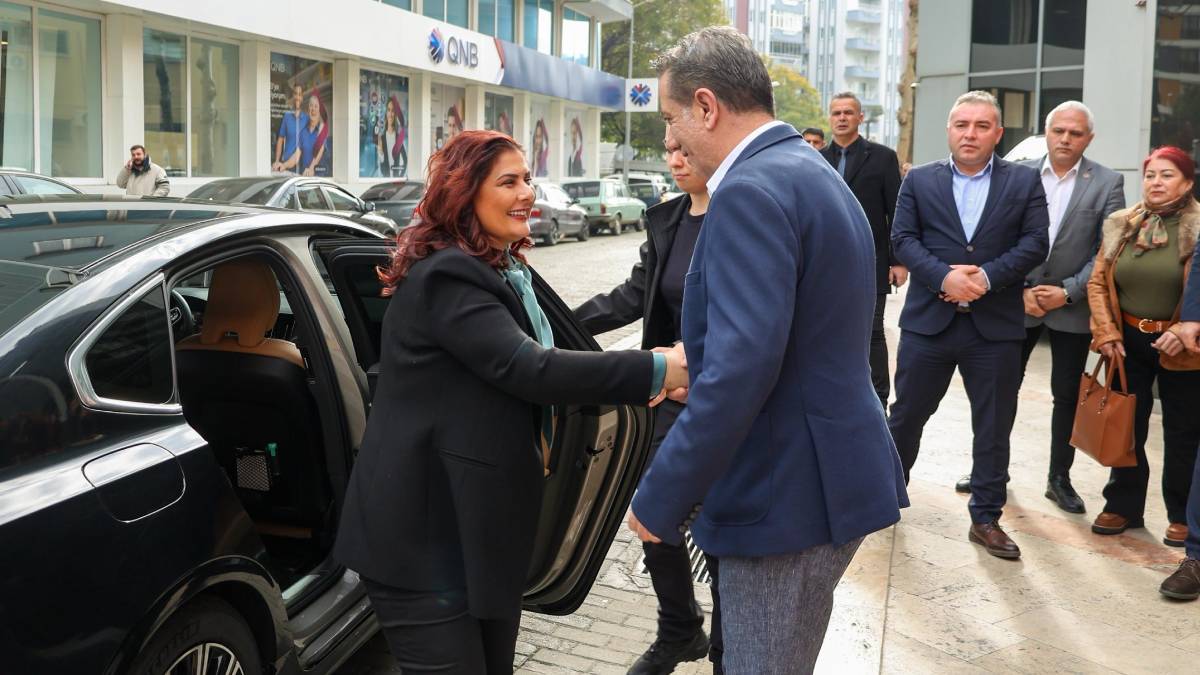 Özlem Çerçioğlu'ndan Başkan Yetişkin’e destek ziyareti