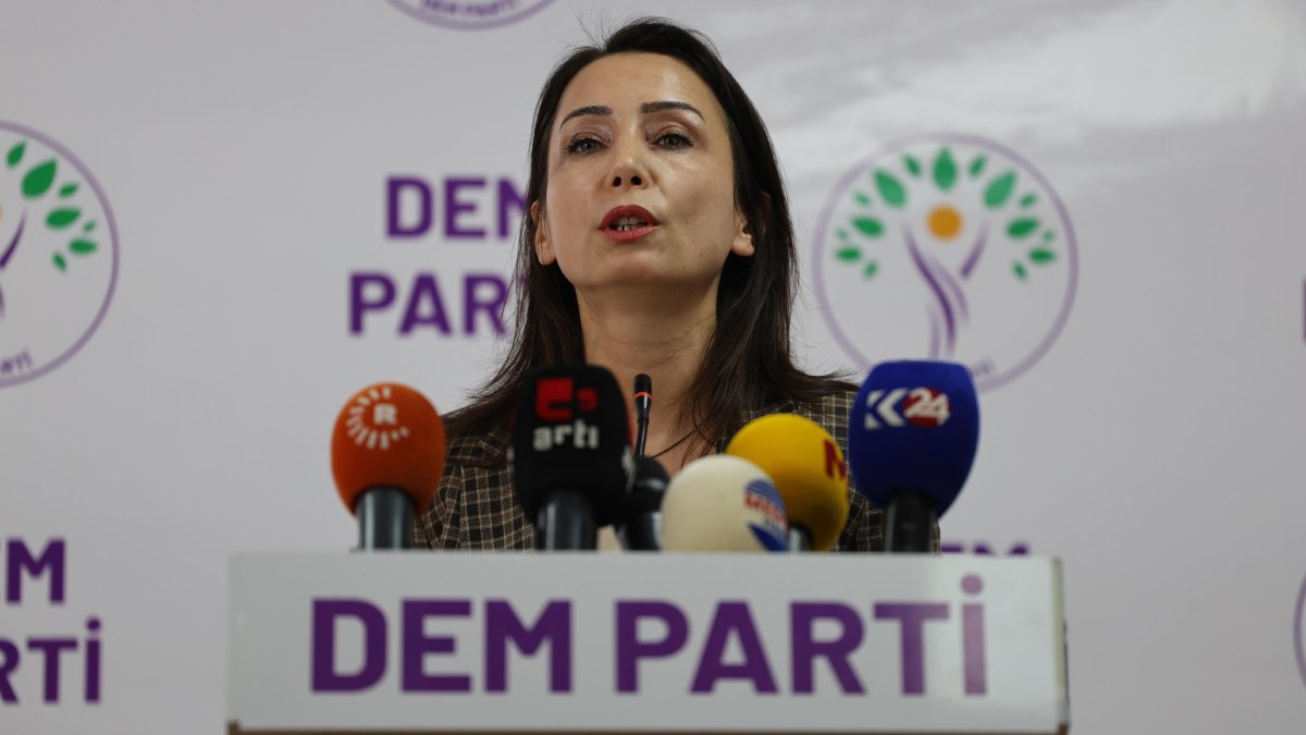 DEM Parti'den operasyon açıklaması: 'Barış mutlaka gelecek'