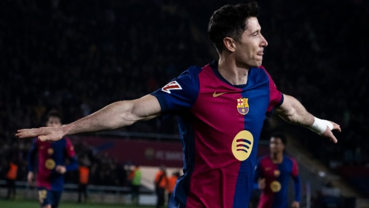 Barcelona haftalar sonra zirveyi devraldı