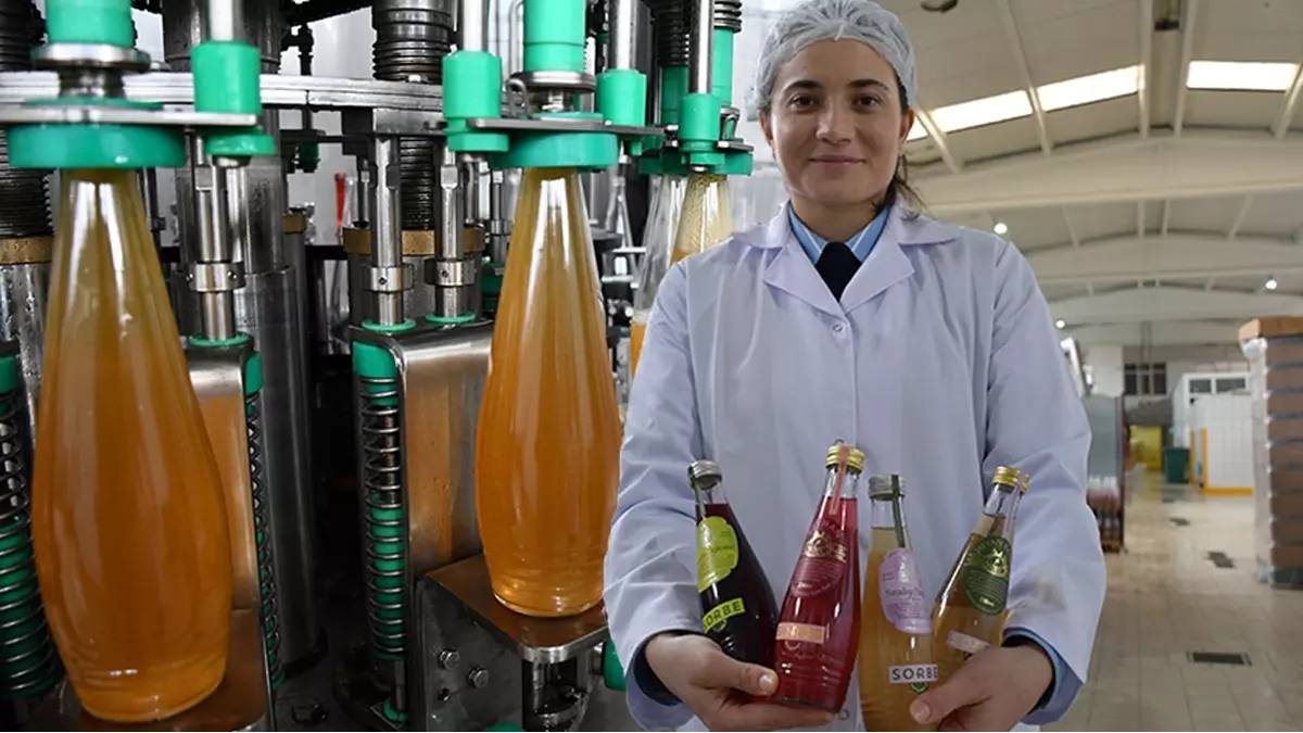 Tüm baharatları karıştırdı usta şerbetçi oldu! 1 sene bozulmadan duruyor, dünyadan gelen taleplere yetişemiyor