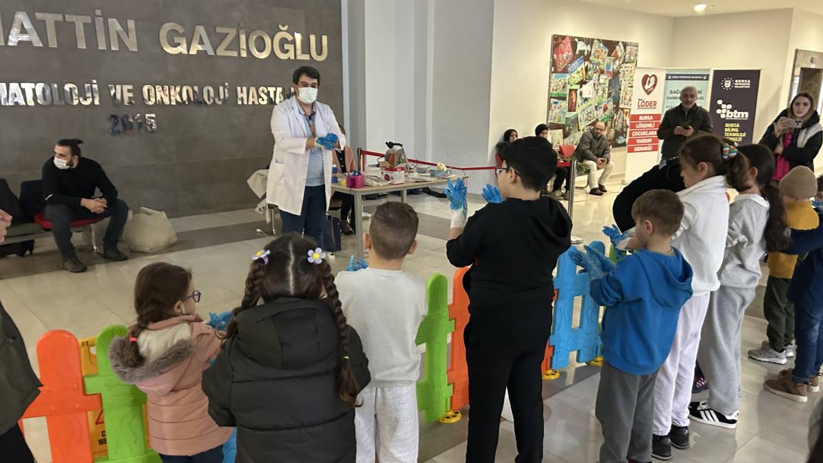 Büyükşehir’den tedavi gören çocuklara moral