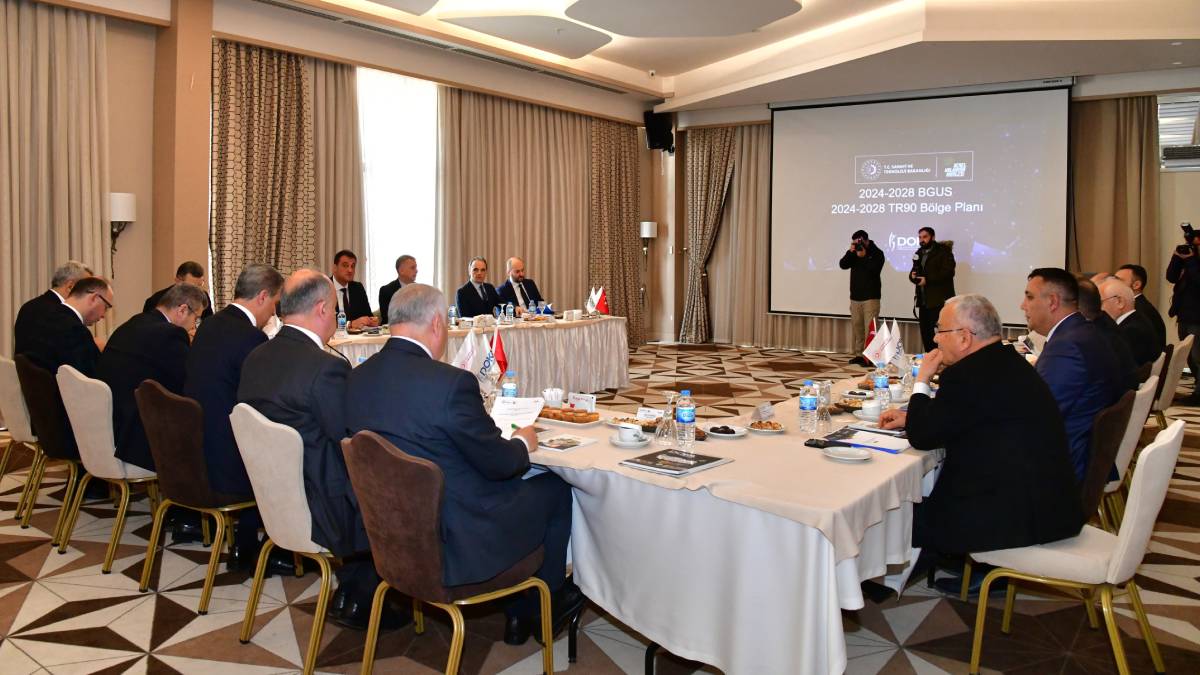 Başkan Köse Gümüşhane’de DOKA toplantısına katıldı